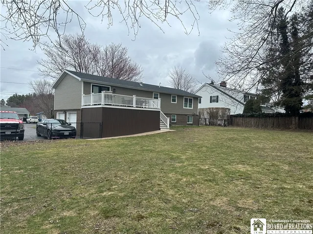 $329,900 | 24 University Park, Pomfret, NY 14063