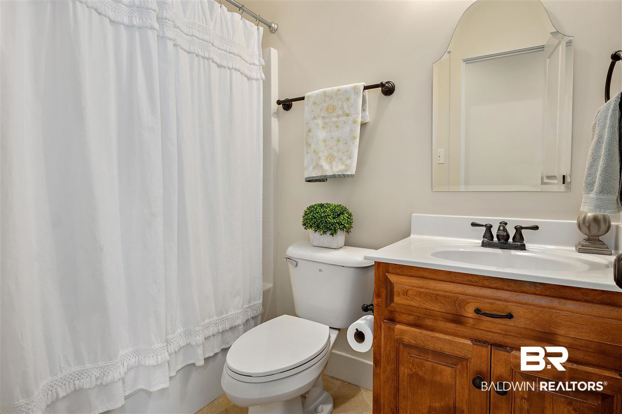 20319 Bunker Loop Fairhope, AL 36532 - Photo 22 of 28