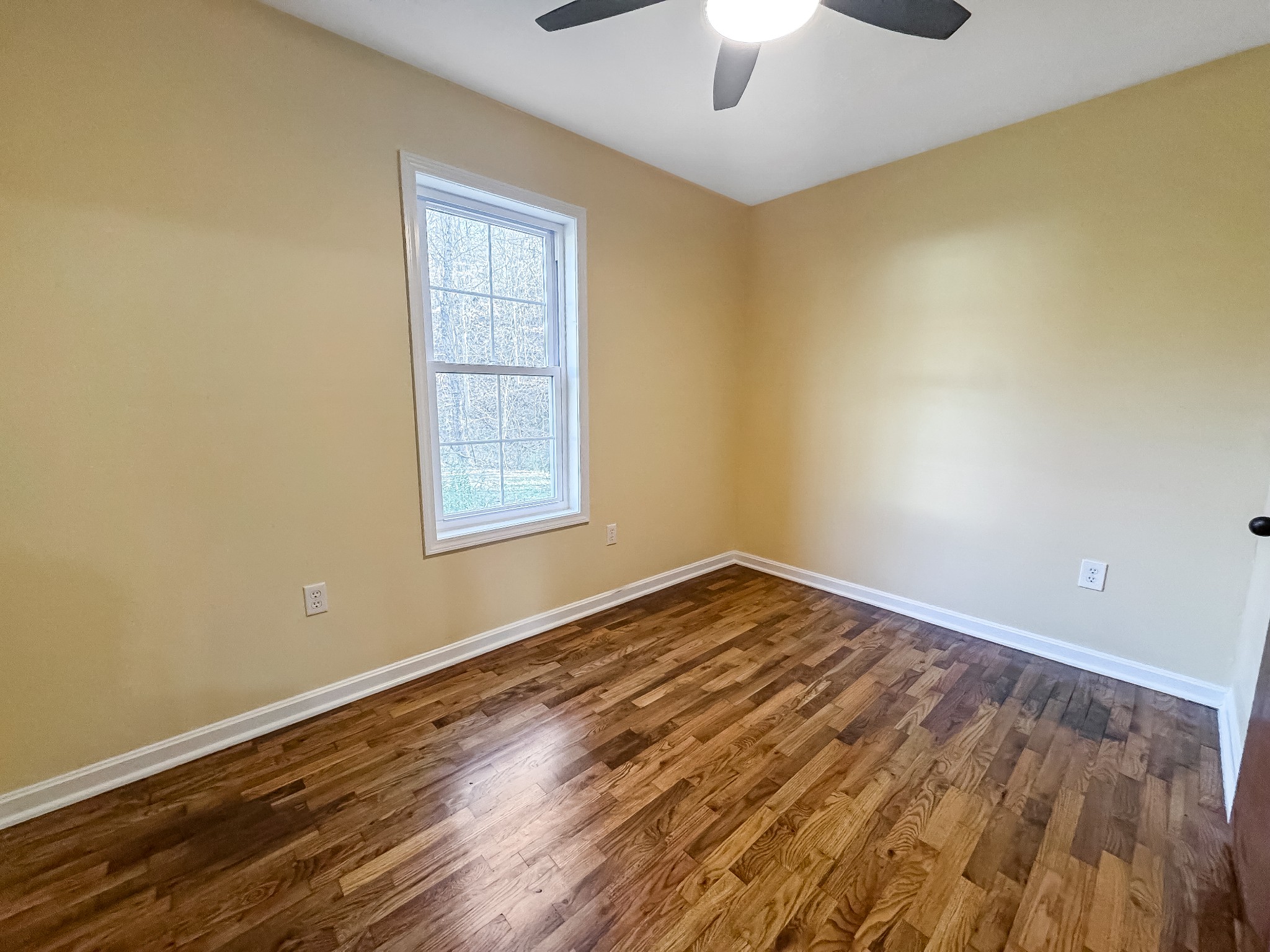 608 Big Rock Road Big Rock, TN 37023 - Photo 7 of 15 a view of empty room with wooden floor