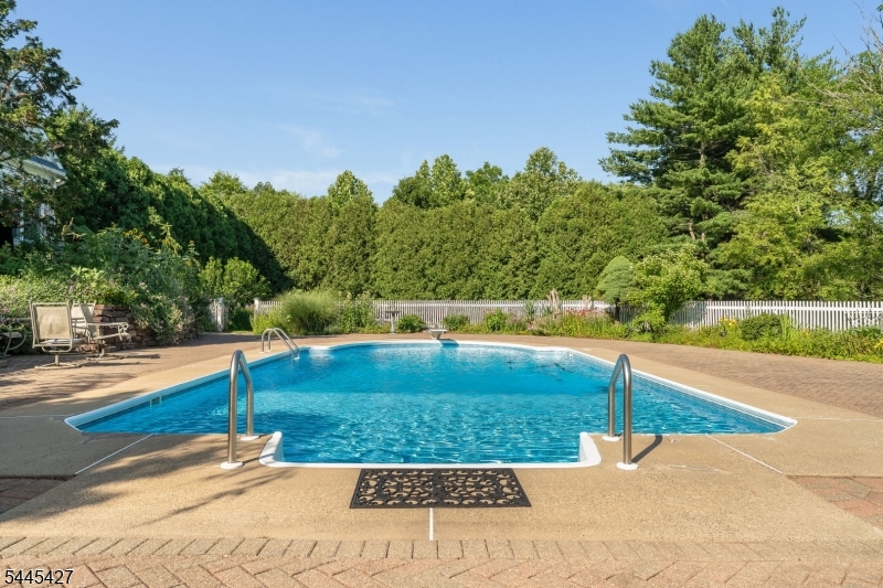 38 Larsen Road Ringoes, NJ 08551 - Photo 35 of 49