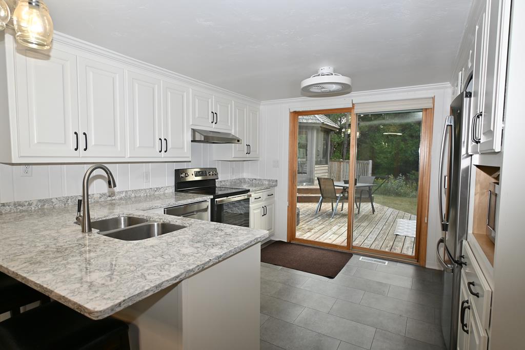 10445 North Bay Road Sister Bay, WI 54234 - Photo 13 of 45