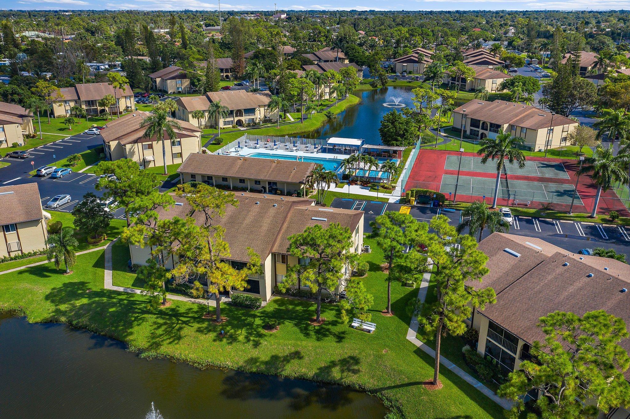 333 Pine Ridge Circle, Unit B1 Greenacres, FL 33463 - Photo 2 of 40 Pine Ridge