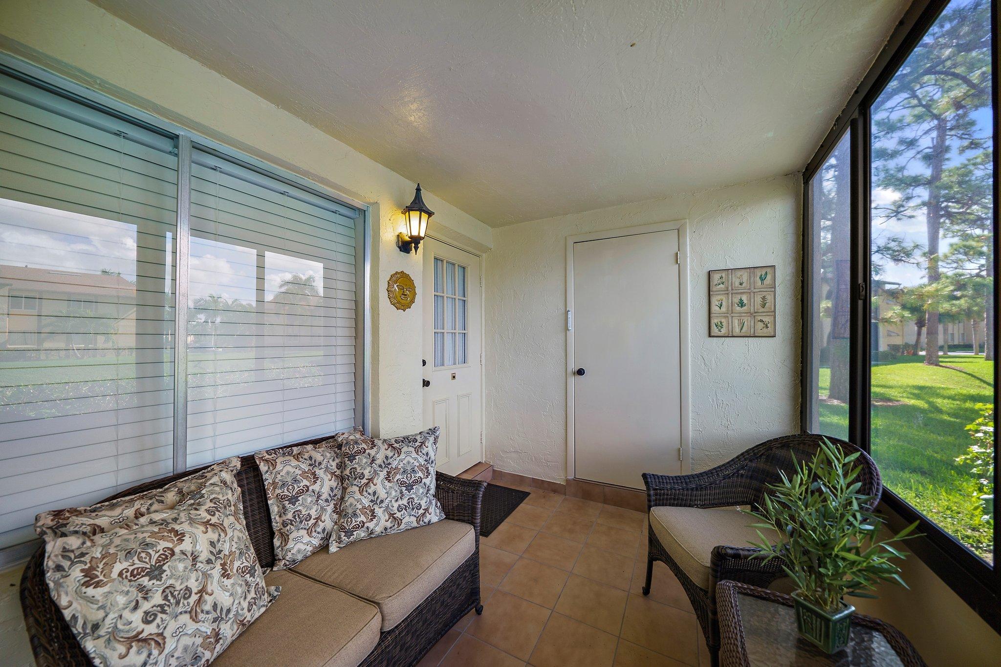 333 Pine Ridge Circle, Unit B1 Greenacres, FL 33463 - Photo 7 of 40 006-333PineRidgeCirB1-Greenacres-FL-SMAL