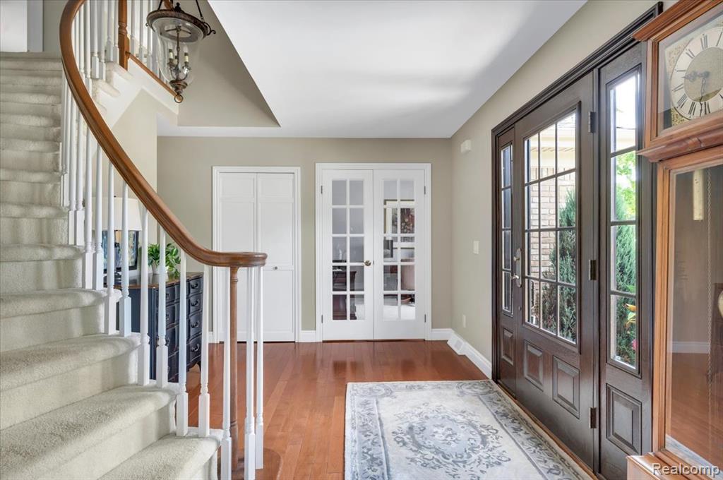 821 Box Canyon Court Rochester Hills, MI 48309 - Photo 3 of 43 Gallery Image 3