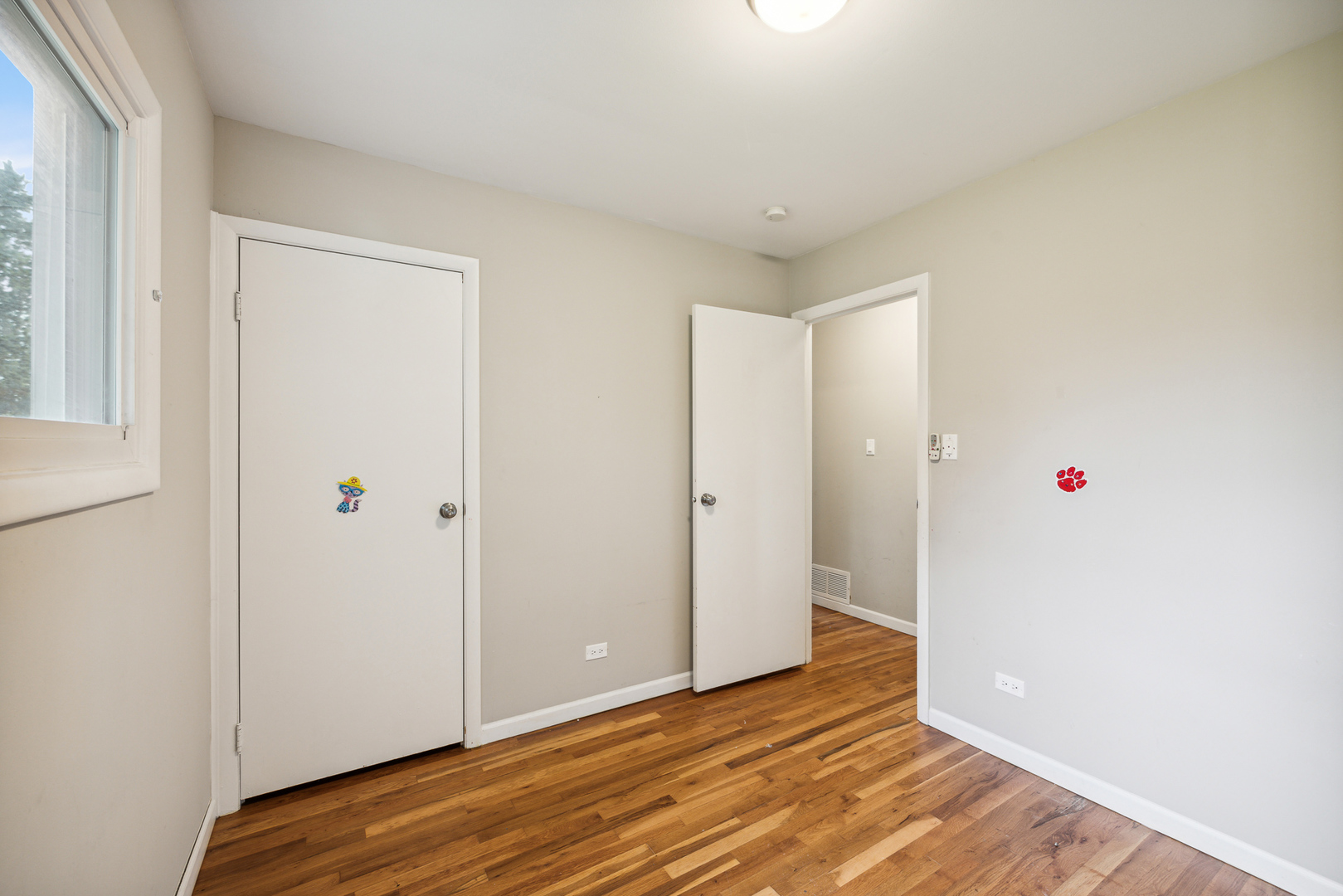 660 Alcoa Lane Hoffman Estates, IL 60169 - Photo 27 of 33 a view of an empty room