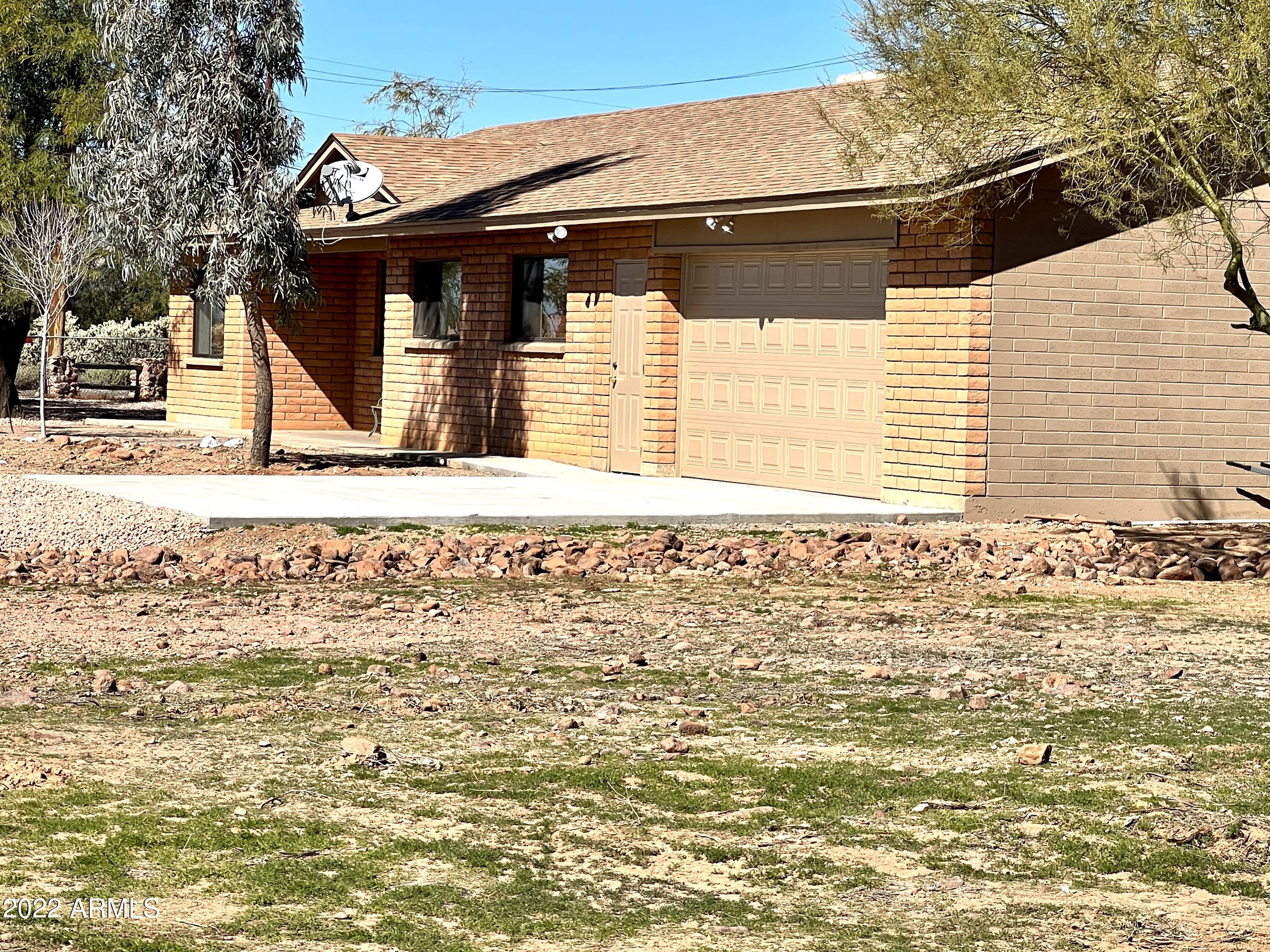 2139 South Sixshooter Road Apache Junction, AZ 85119 - Photo 4 of 20 IMG_0083