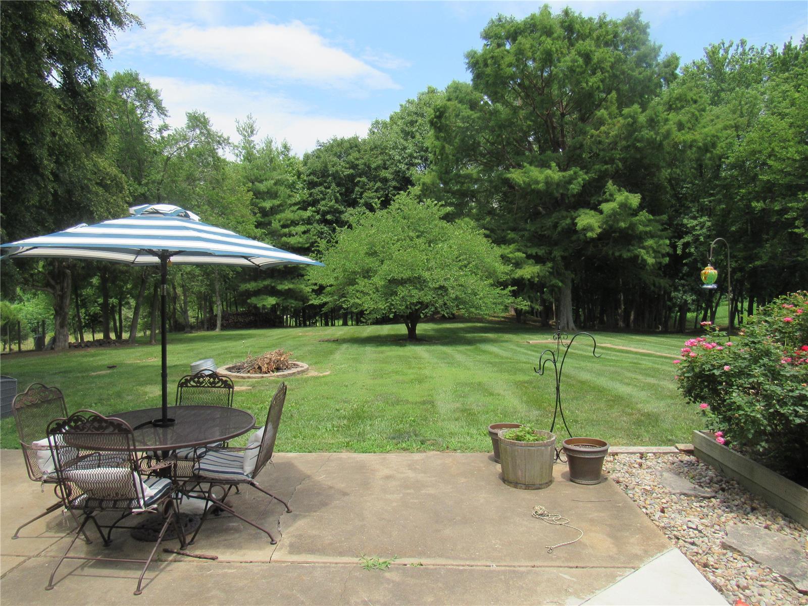 3709 Kk Road Waterloo, IL 62298 - Photo 9 of 46