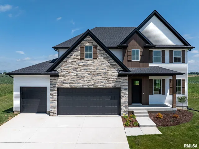 $849,900 | 6654 Meghan Avenue, Bettendorf, IA 52722