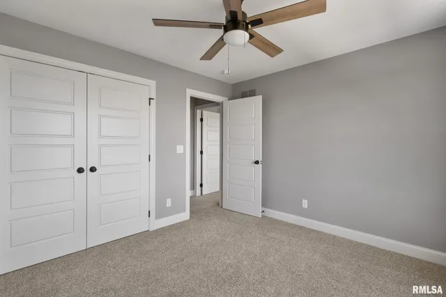 $849,900 | 6654 Meghan Avenue, Bettendorf, IA 52722