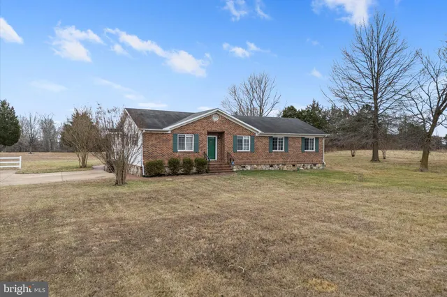 $1,500,000 | 14917 Compton Road, Centreville, VA 20121