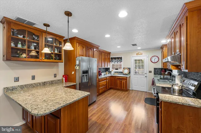 $1,500,000 | 14917 Compton Road, Centreville, VA 20121