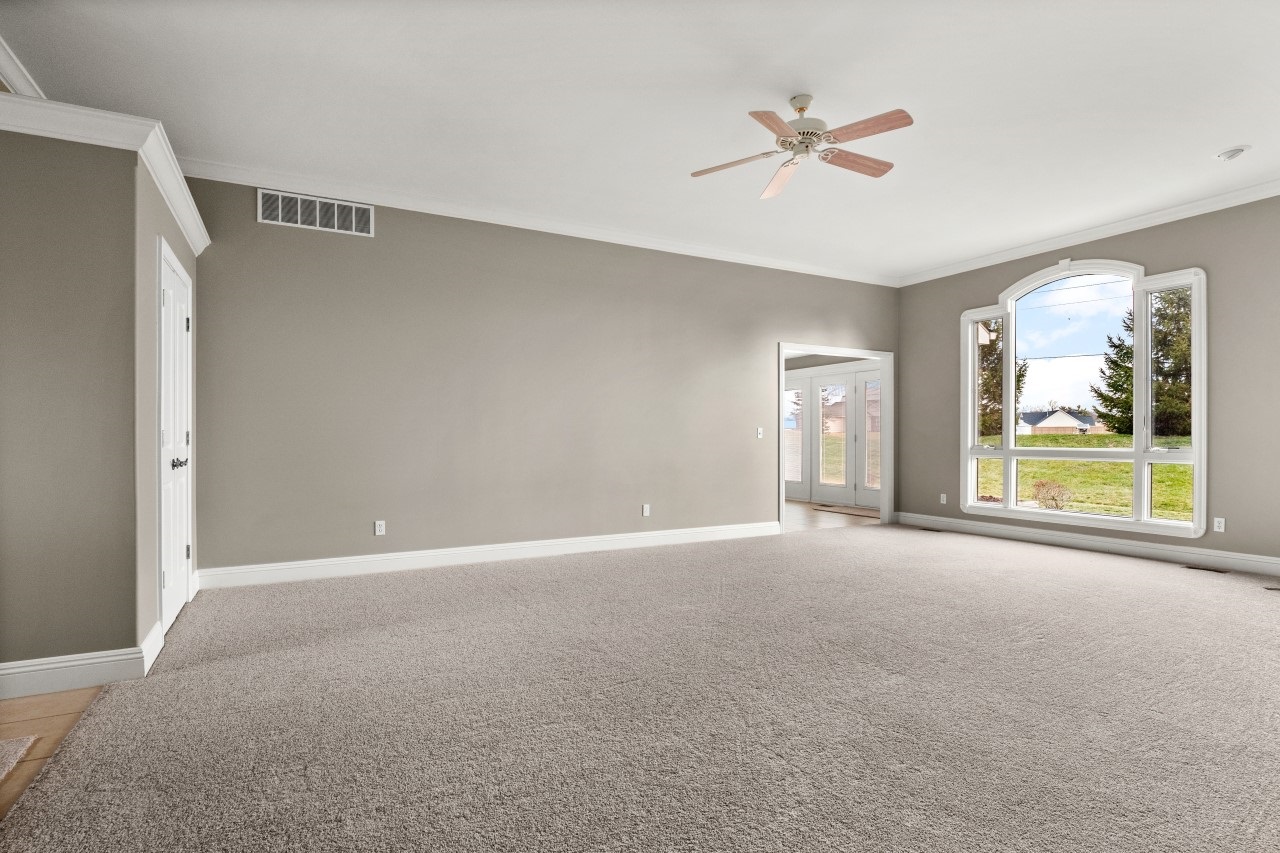 13610 Falcon Ridge Cove Fort Wayne, IN 46845 - Photo 6 of 36