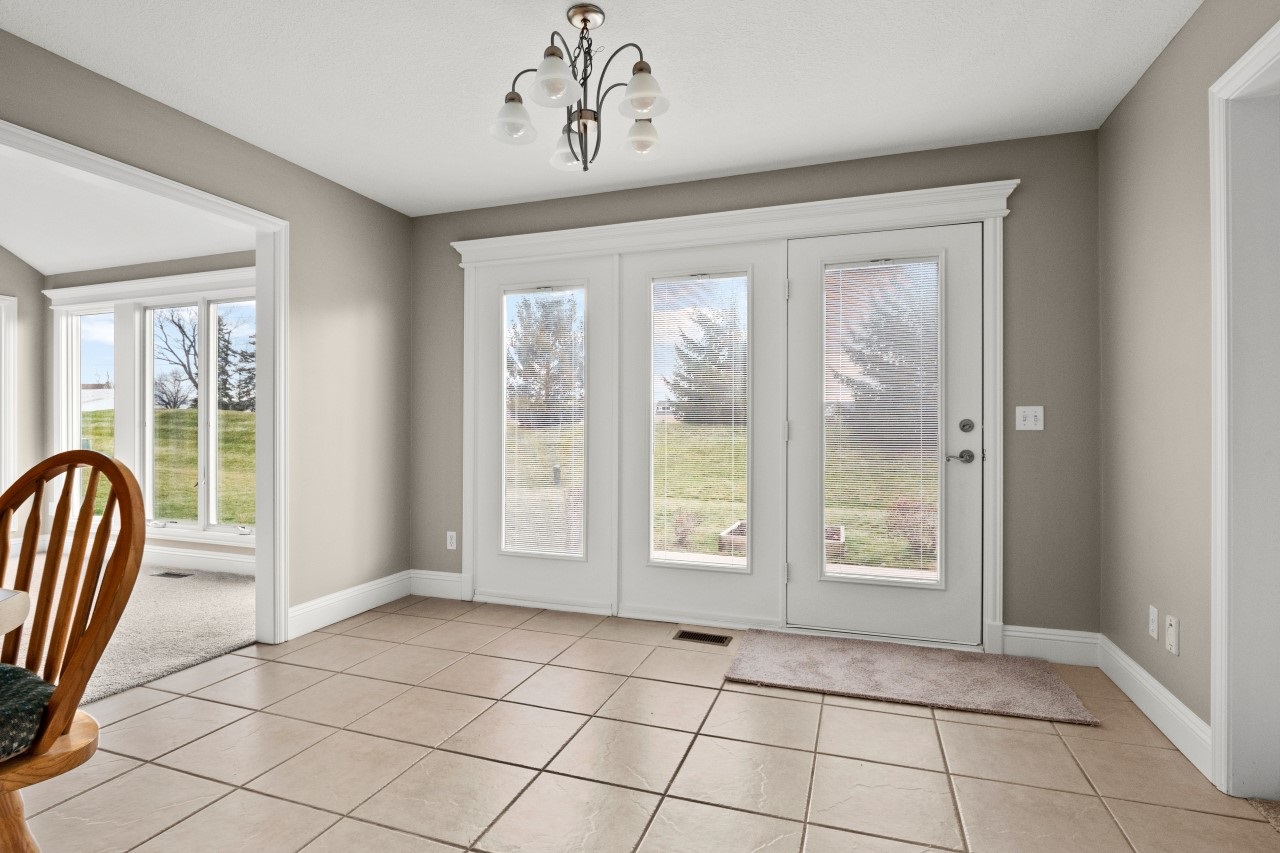 13610 Falcon Ridge Cove Fort Wayne, IN 46845 - Photo 7 of 36