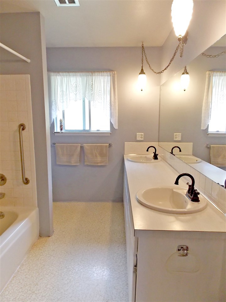 14002 North Forker Road Spokane, WA 99217 - Photo 9 of 20