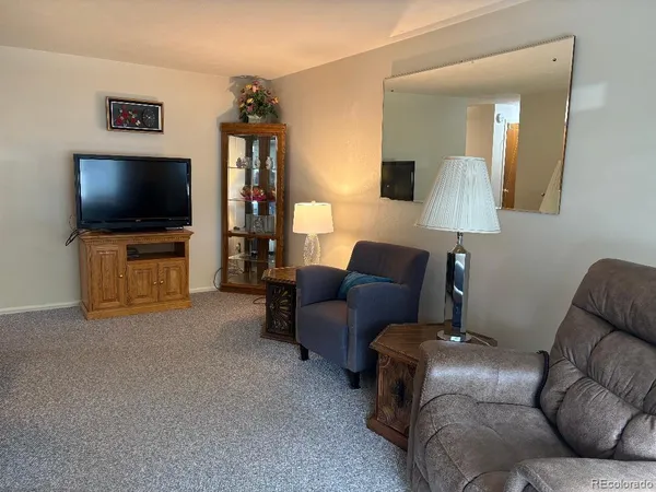 $500,000 | 12491 West 7th Place, Lakewood, CO 80401