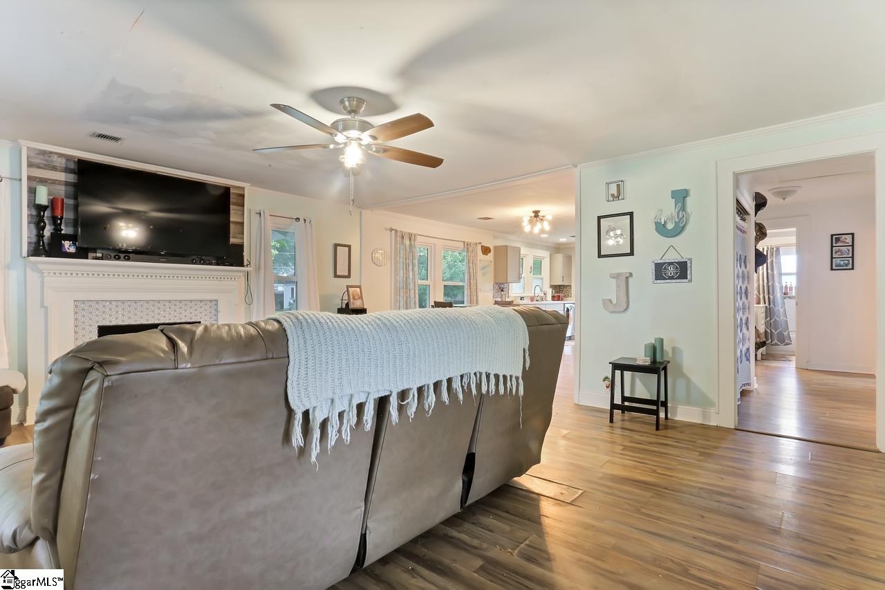 39 Lyman Road Inman, SC 29349 - Photo 6 of 25