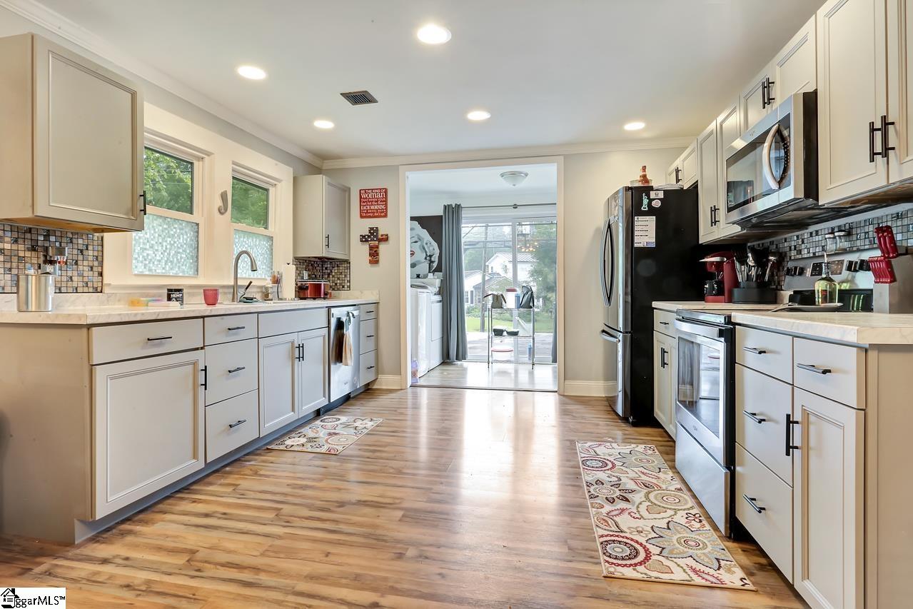 39 Lyman Road Inman, SC 29349 - Photo 8 of 25