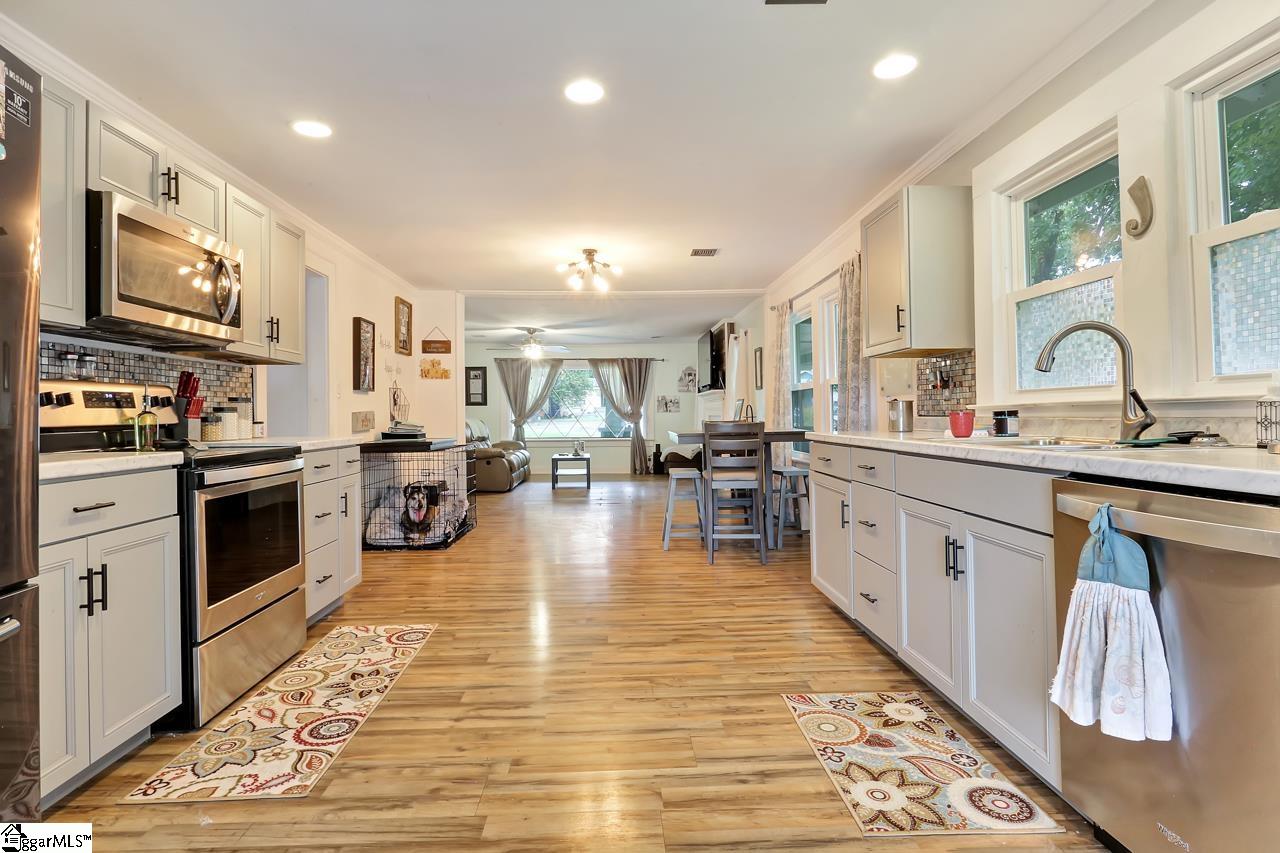 39 Lyman Road Inman, SC 29349 - Photo 10 of 25