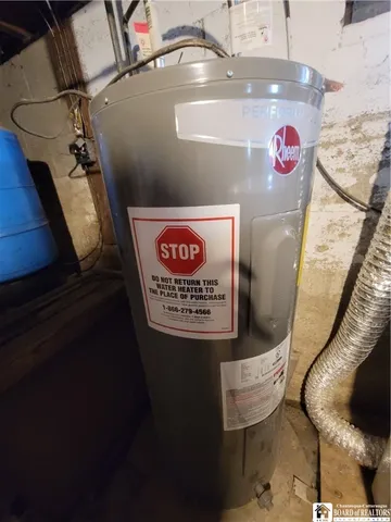 $189,900 | 1484 Swede Road, Harmony, NY 14710