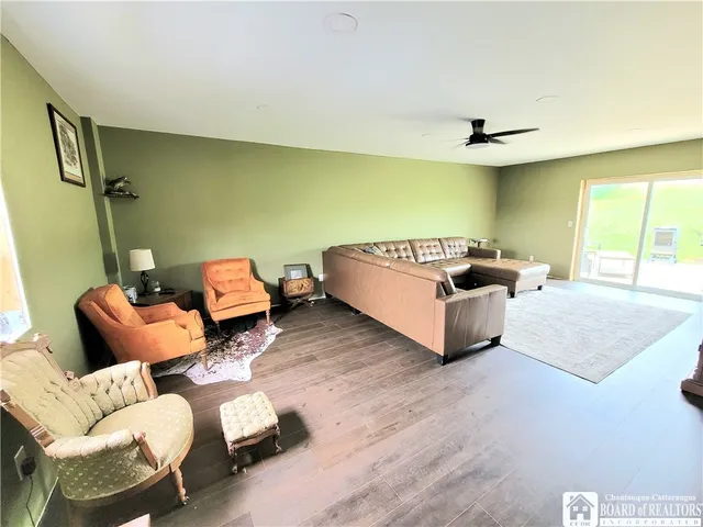 $189,900 | 1484 Swede Road, Harmony, NY 14710