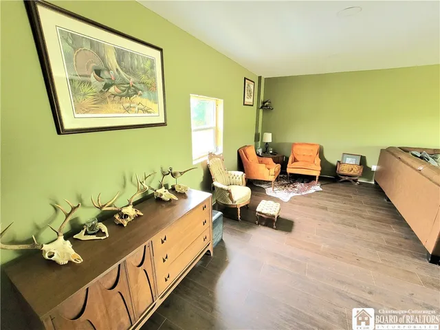 $189,900 | 1484 Swede Road, Harmony, NY 14710