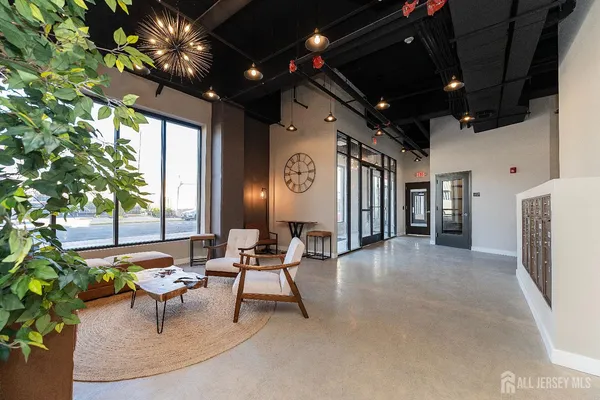 $2,700 | 18 West Main Street, Unit 301, Bound Brook, NJ 08805