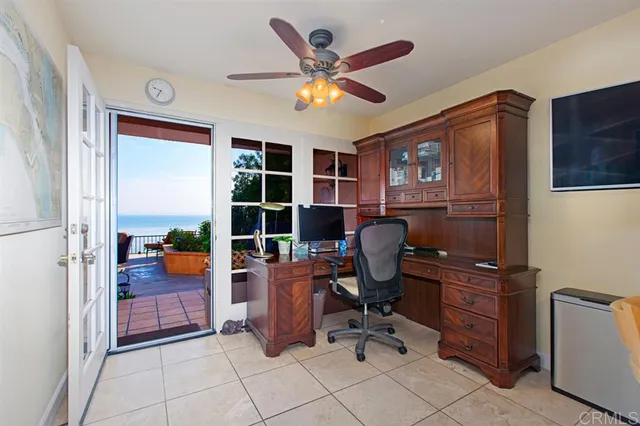 a view of workspace with workspace and windows