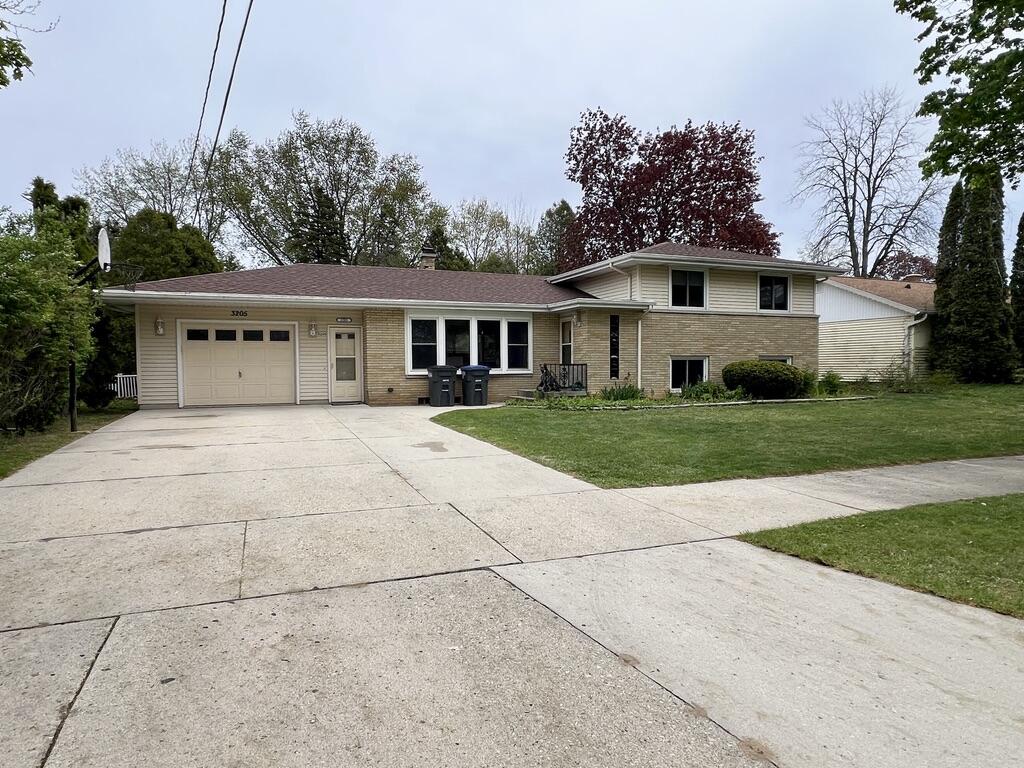 3205 North 10th Street Sheboygan, WI 53083 - Photo 50 of 51 501BD9F5-E7D4-4C52-B918-3732B43598FE_1_1
