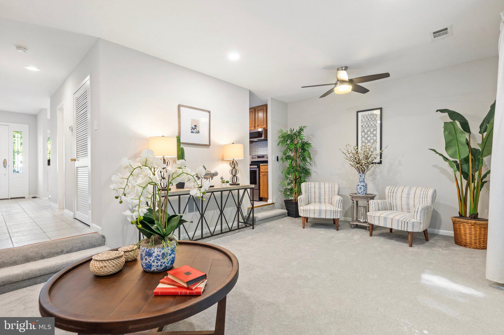 6437 Rockshire Street Alexandria, VA 22315 - Photo 13 of 43 Liv rm w/fan and recessed lights