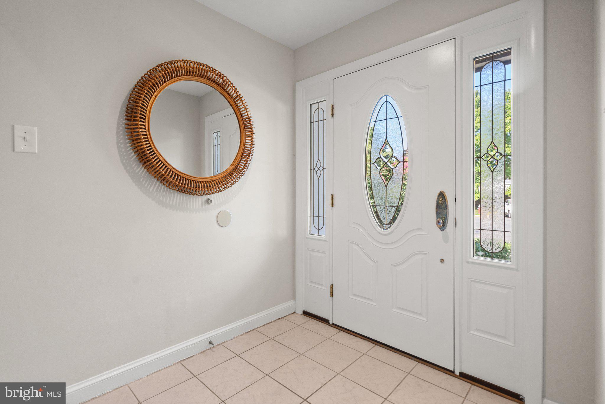 6437 Rockshire Street Alexandria, VA 22315 - Photo 3 of 43 Spacious foyer