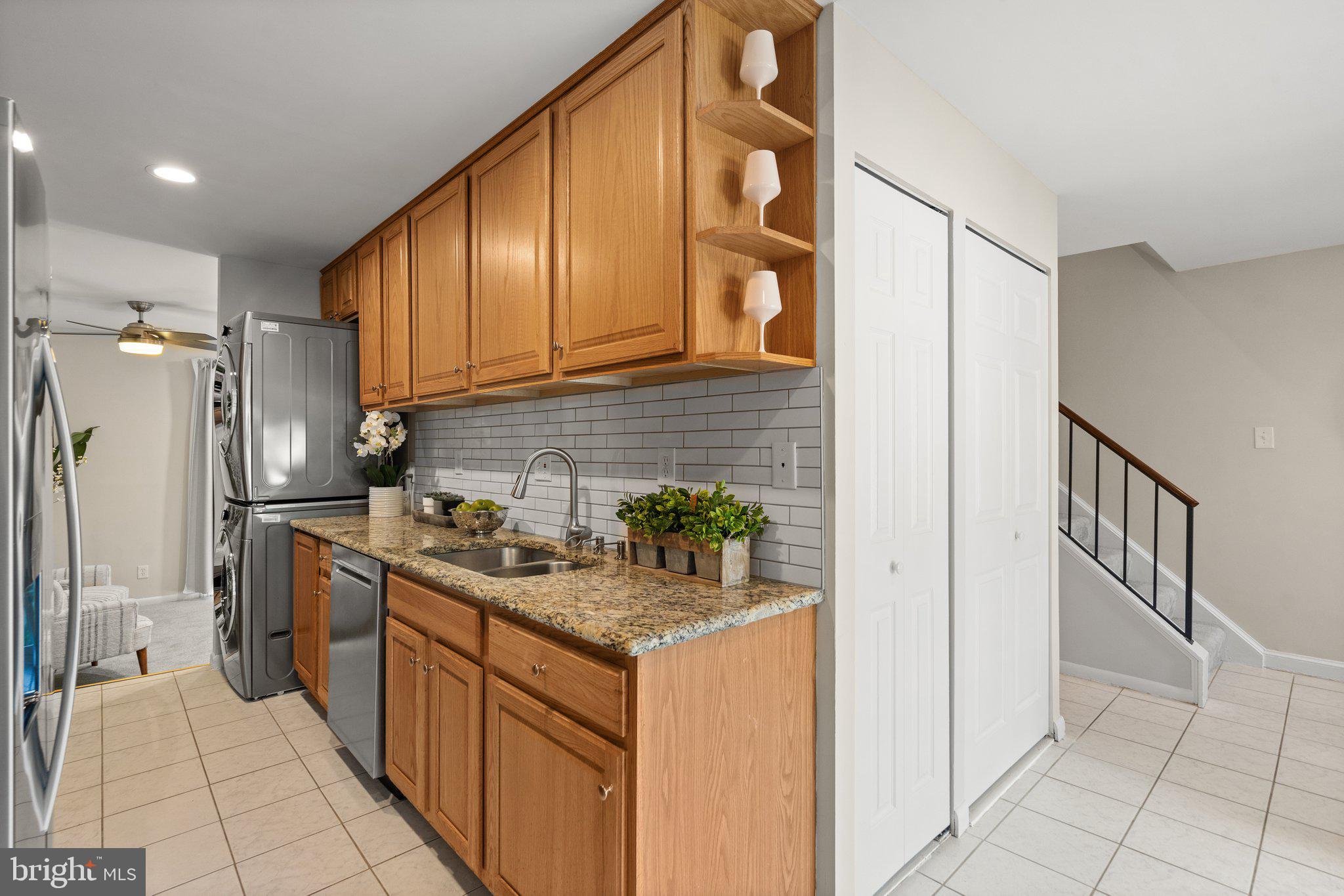 6437 Rockshire Street Alexandria, VA 22315 - Photo 7 of 43 Updated kitchen