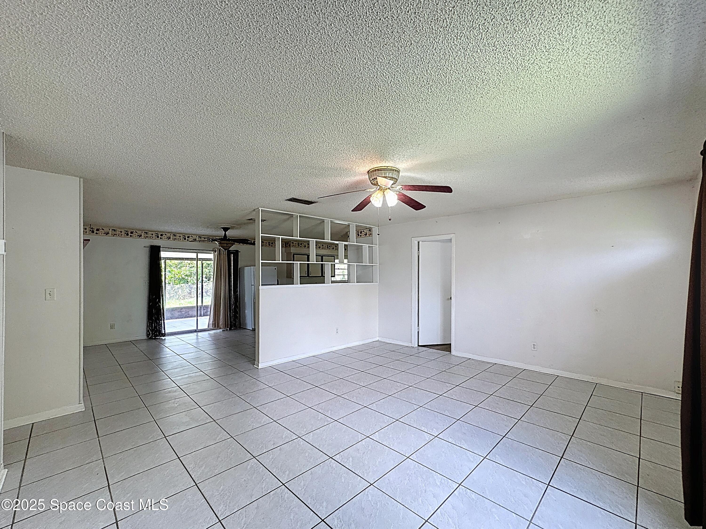 4865 Bridge Road Cocoa, FL 32927 - Photo 3 of 34 Great Room