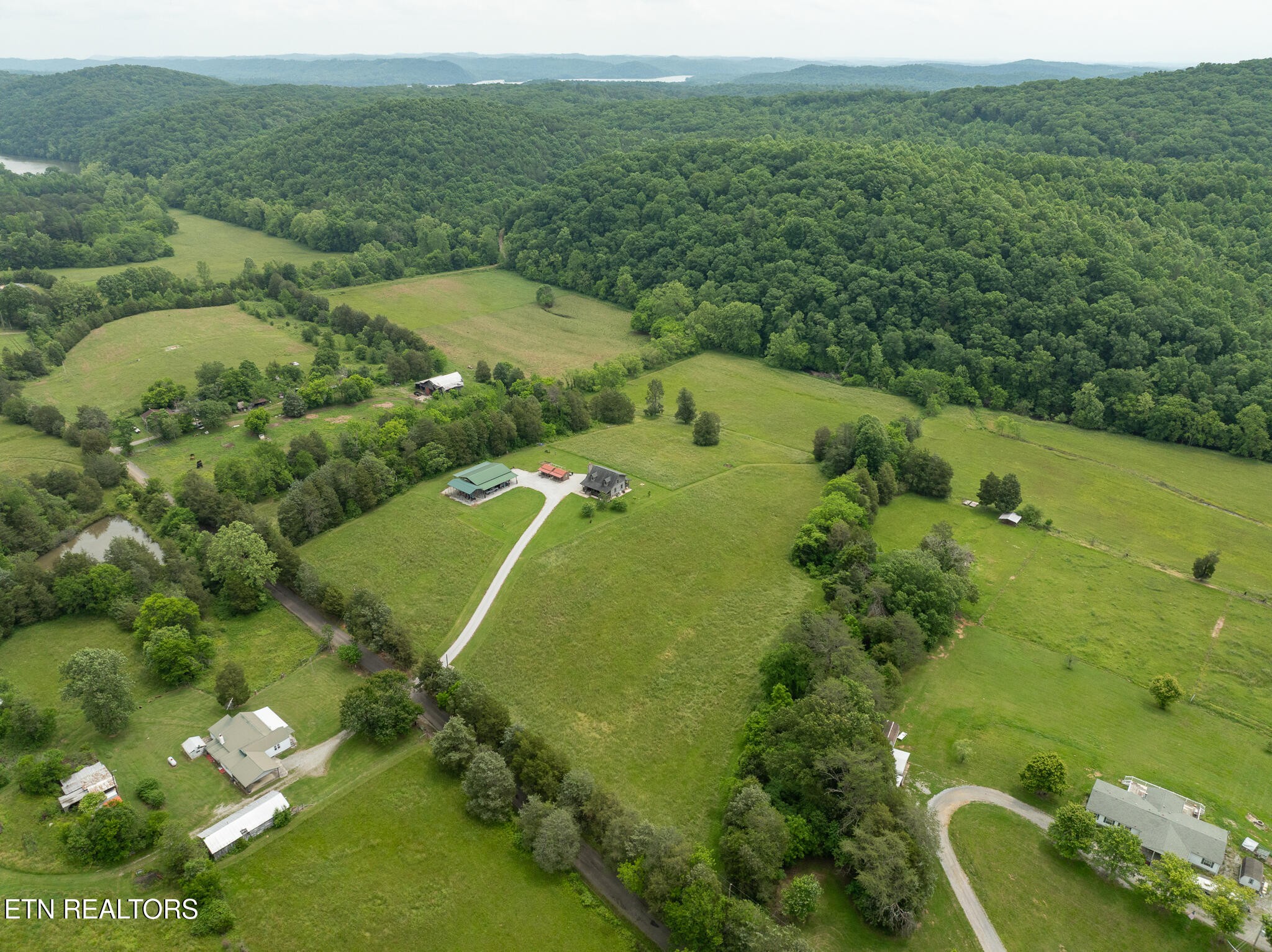 1055 Laurel Bluff Road Kingston, TN 37763 - Photo 28 of 35 Gallery Image 28