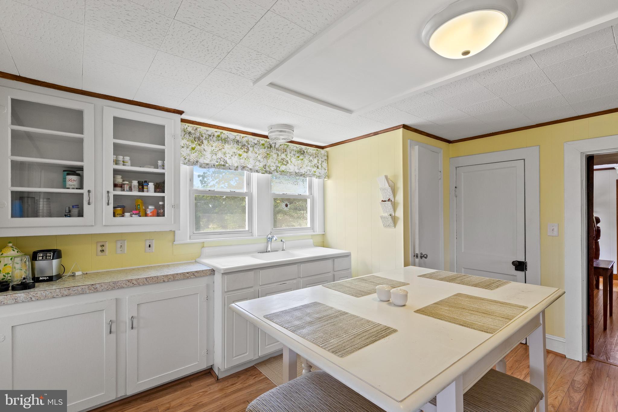 617 West Chesapeake Beach Road Owings, MD 20736 - Photo 16 of 38 Kitchen