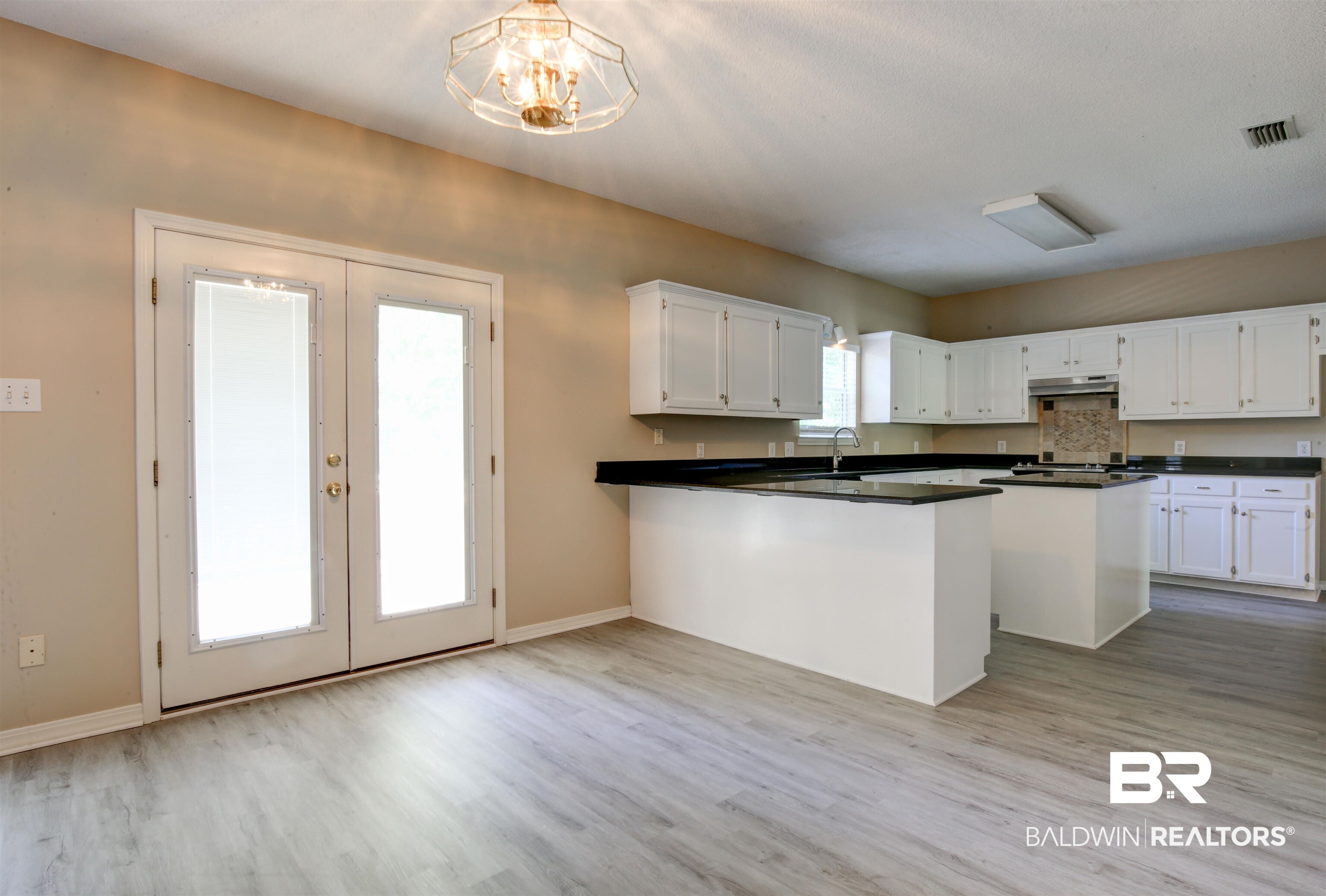 640 Ridgewood Drive Daphne, AL 36526 - Photo 10 of 23