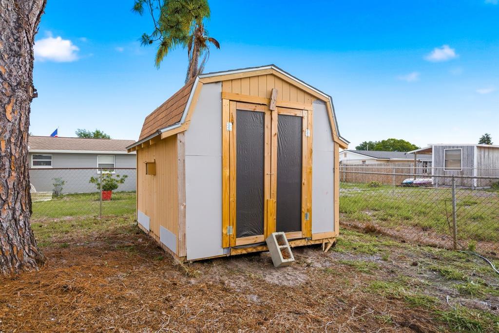 3551 Darlington Road Holiday, FL 34691 - Photo 28 of 31 Gallery Image 28