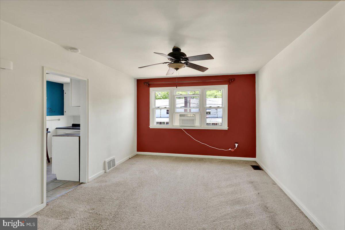 309 Sycamore Road Reading, PA 19611 - Photo 5 of 18 Separate Dining room is convenient and bright