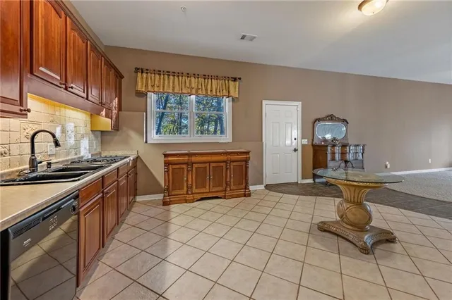 $699,000 | 801 Oakland Drive, Talking Rock, GA 30175