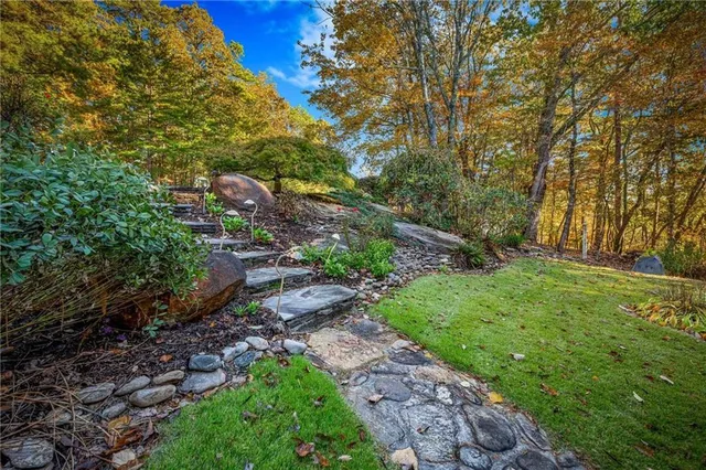 $699,000 | 801 Oakland Drive, Talking Rock, GA 30175