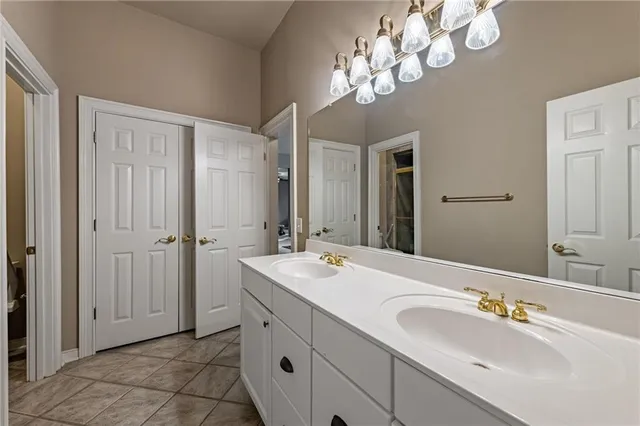 $699,000 | 801 Oakland Drive, Talking Rock, GA 30175