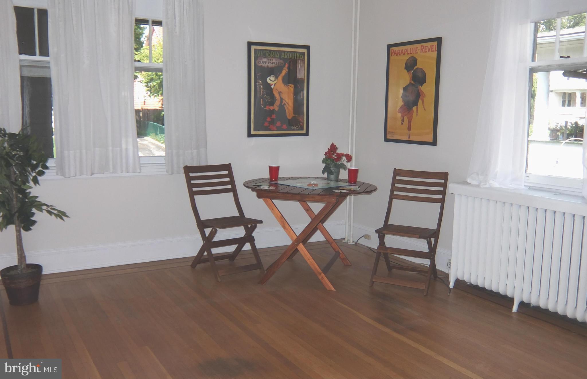 115 Mallow Hill Road Baltimore, MD 21229 - Photo 8 of 21 Family Room