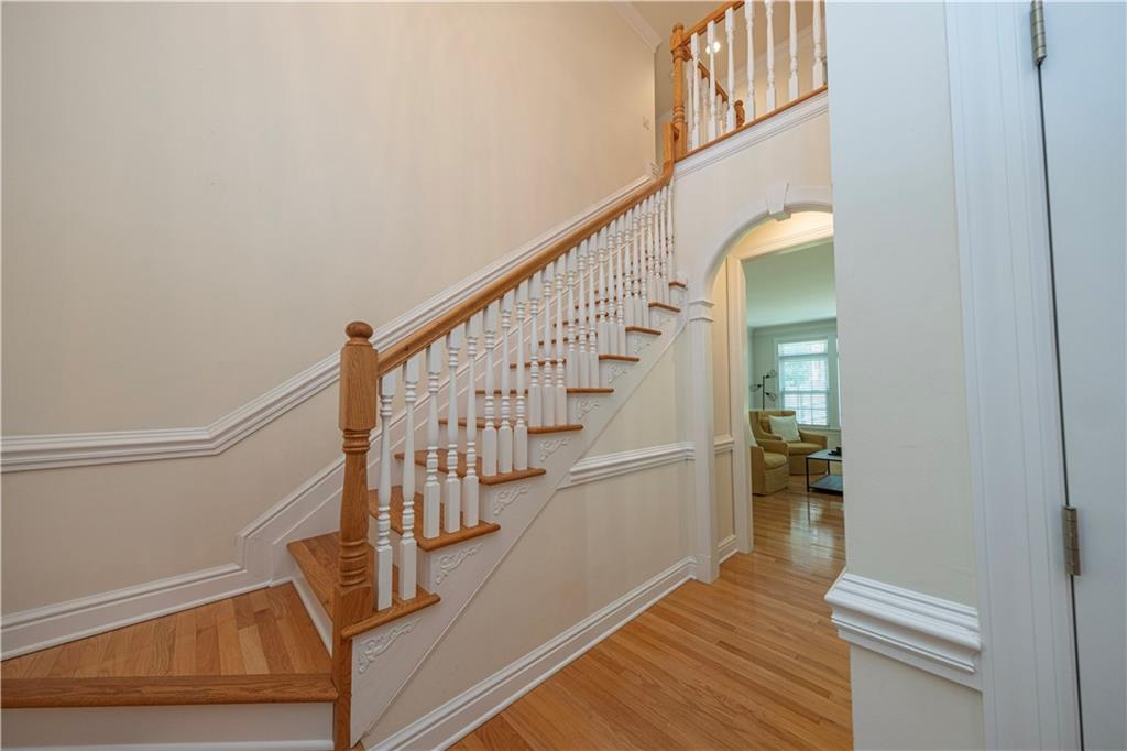 503 Sharon Road Coraopolis, PA 15108 - Photo 13 of 46