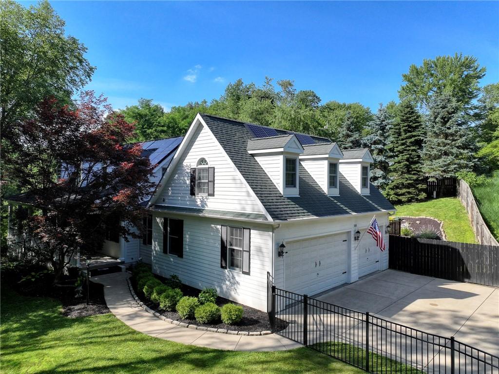 503 Sharon Road Coraopolis, PA 15108 - Photo 2 of 46