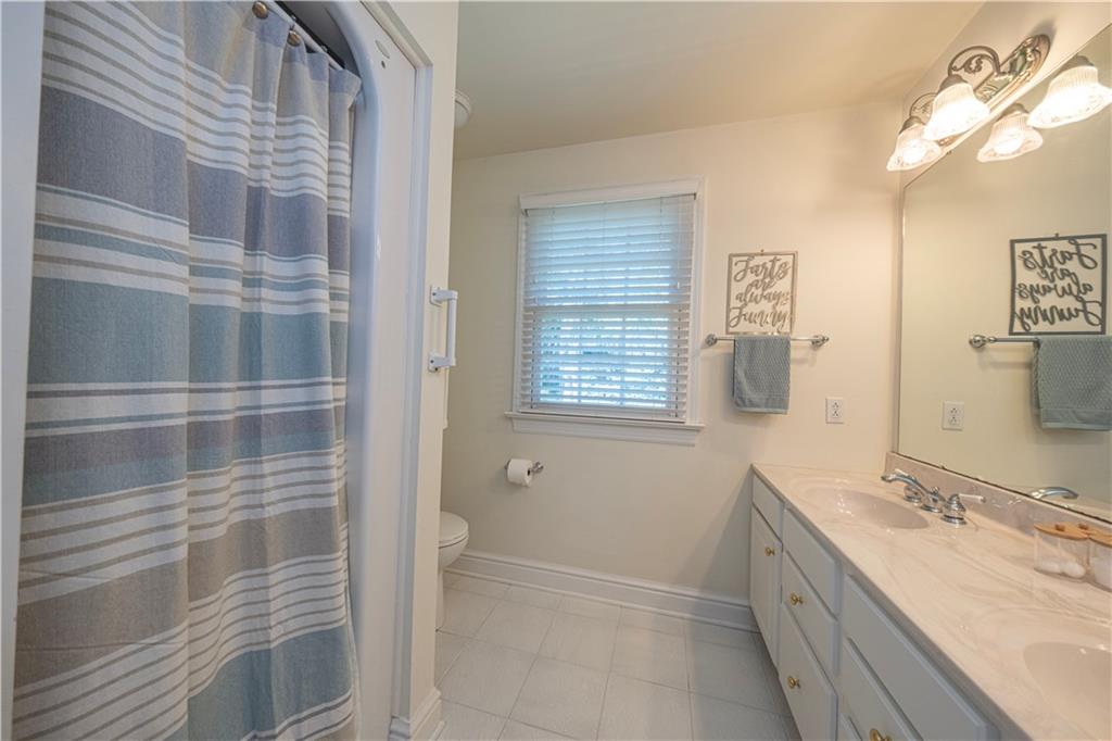 503 Sharon Road Coraopolis, PA 15108 - Photo 25 of 46