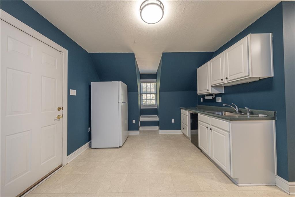 503 Sharon Road Coraopolis, PA 15108 - Photo 30 of 46