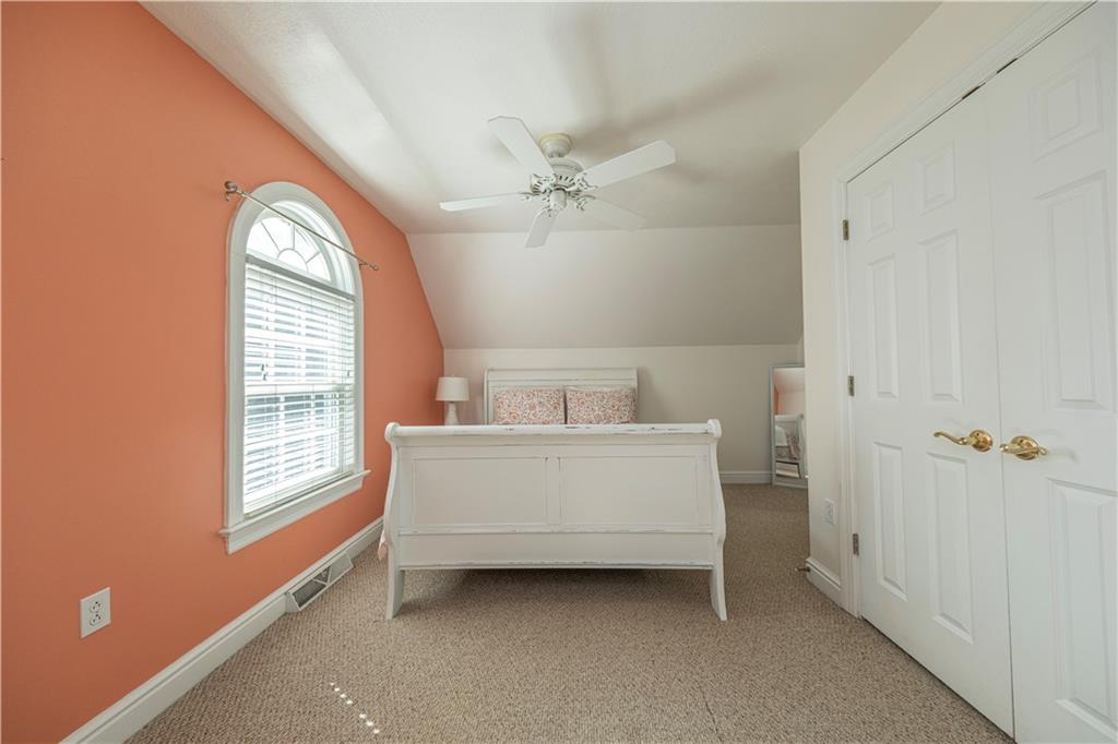 503 Sharon Road Coraopolis, PA 15108 - Photo 31 of 46