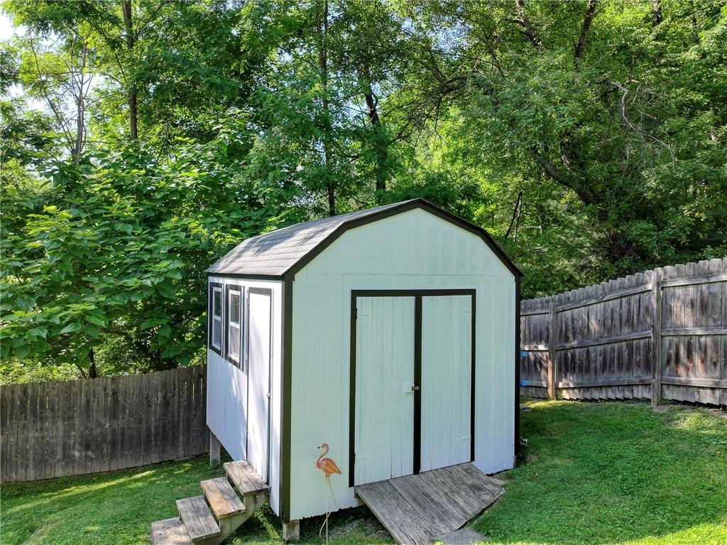 503 Sharon Road Coraopolis, PA 15108 - Photo 39 of 46