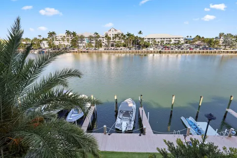 $1,349,000 | 1800 South Ocean Drive, Unit 404, Fort Lauderdale, FL 33316