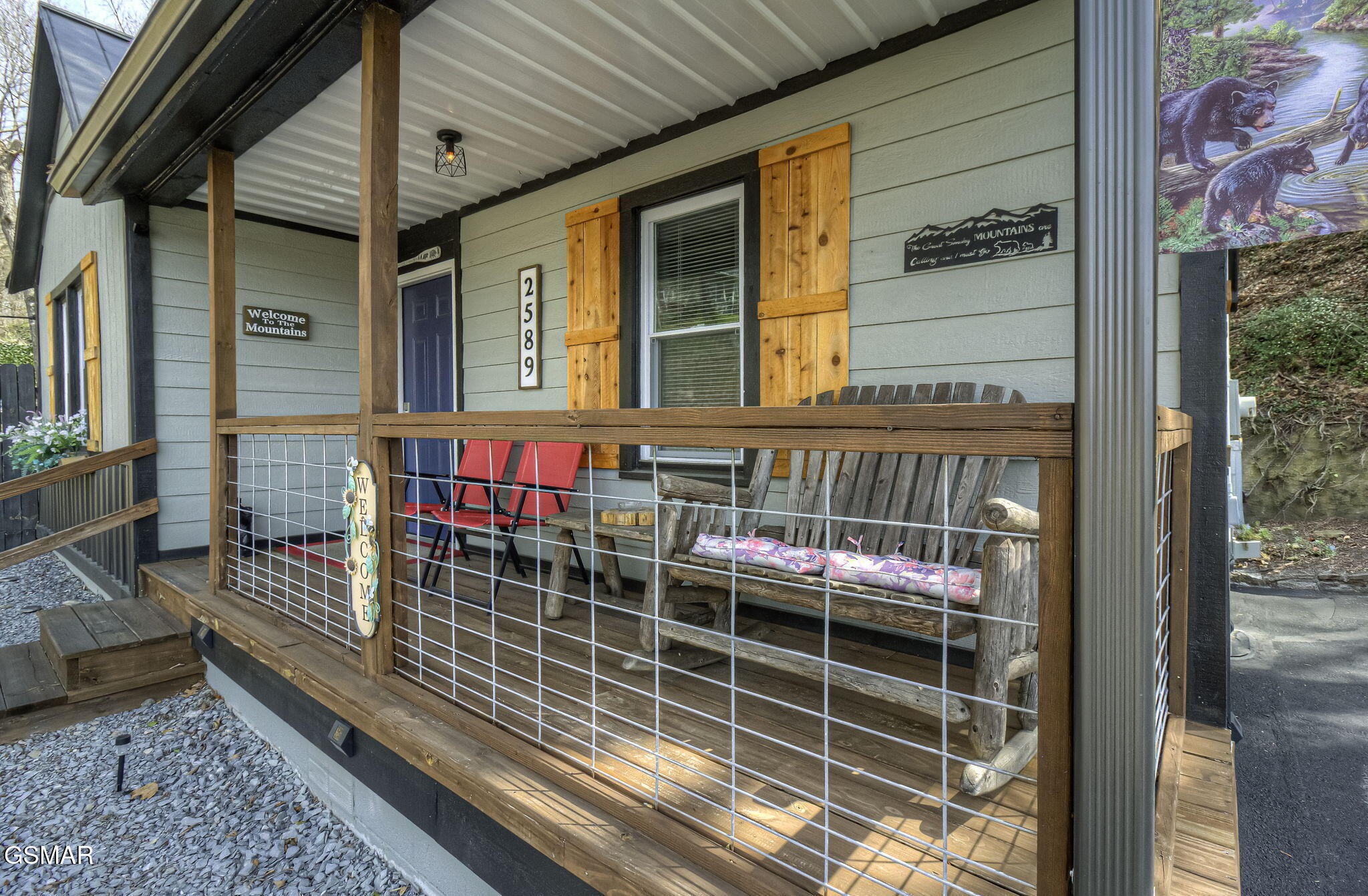 2589 Ridge Road Pigeon Forge, TN 37863 - Photo 3 of 38 Gallery Image 3