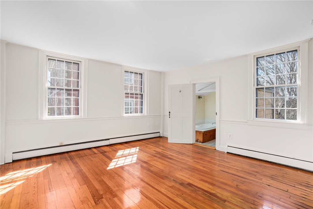 14 Elm Street Newport, RI 02840 - Photo 15 of 41